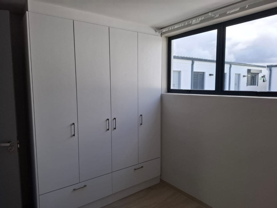 To Let 2 Bedroom Property for Rent in Somerset West Western Cape